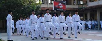 Setelah pelantikan, bapak kepala sekolah memberi ucapan selamat kepada pengurus osis yang baru dan menyampaikan terima kasih kepada pengurus osis yang lama sambil menjabat rencana tanggal 16 desember nanti smp negeri 1 sekar akan memperingati hari jadinya yang ke 16 tahun. Smp Negeri 1 Ende Selatan