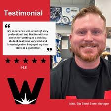 Karen Sloop's Instagram, Twitter & Facebook