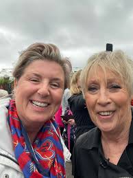 What are the odds of meeting a family member in Sydney?