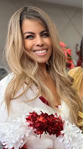 2weekspostpartum Here I am vulnerable and honest! Showing you were I am  starting and wanting to hold myself accountable so I thought posting these  photos would do just that. I'm currently 149lbs..