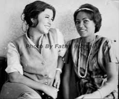مع زوجة المصور فتحى حسين Photo Sessions Photo Historical Figures