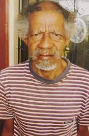 PERSONAJES POPULARES Y FOLCLÓRICOS Carlos Muñoz (El Popular) es una figura  emblemática de la lucha política y revolucionaria de Moca, quien se  convirtió en leyenda por su participación activa en una época