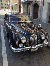 Jaguar Classic Cars For Sale In Sri Lanka Jaguarclassiccars Classic Cars Retro Cars Jaguar Car