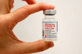 Moderna's coronavirus vaccine fully protects children aged 12 to 17, the company announced tuesday. Covid Vaccine Moderna Says Its Shot Is 90 Effective 6 Months After Second Dose