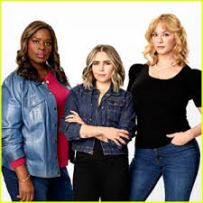 Behind the scenes with the cast of good girls. Good Girls Canceled After 4 Seasons Plus More Bad News Christina Hendricks Good Girls Mae Whitman Manny Montana Matthew Lillard Nbc Retta Television Just Jared