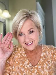 EVERY SEASON I SWITCH UP MY MAKEUP