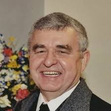 Aaron Fechner's Instagram, Twitter & Facebook