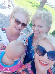 Me mamin dhe me tezet ,..ju pershendes , Jonas..❤❤❤❤❤❤