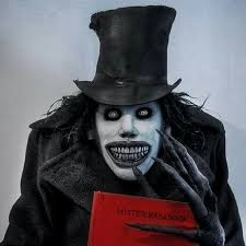 Бабадук австралийский психологический фильм ужасов 2014 г. Pin By David Kruidenier On The Babadook Babadook Scary Halloween Costumes Horror