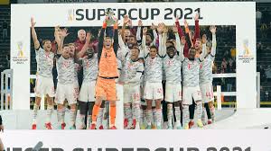 Borussia dortmund y bayern munich se atacan en un trepidante partido de supercopa de alemania, el título que reúne al campeón de la bundesliga con el ganador de la copa de alemania. 1id9lqh0pu8mem