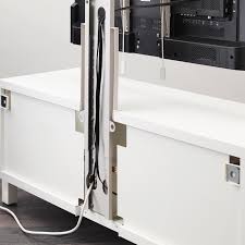 Découper, si nécessaire, le bas de porte pivotant mistral à la scie à métaux. Uppleva Support Pour Tv Pivotant Gris Clair 37 55 Ikea