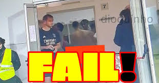 Falhanco Sport Tv Aponta Camara Para Balneario Do Benfica Dioguinho Blog Sempre Em Cima Do Acontecimento