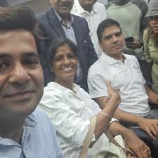 CPRunners organising team glad to serve the Honorary crest to our SP  Chandpur Mohammad Abdur Rokib sir. Firstly, Our team was gone to  collaborate with him during the whole event, he agreed