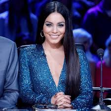 Vanessa Hudgens Blonde Hair Celeb Hairstyle Of The Month Vanessa Hudgens Blonde Vanessa Hudgens Beautiful Female Celebrities