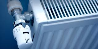 Δεν δικαιούνται το επίδομα θέρμανσης 2019 όσοι κατέχουν αυτοκίνητα άνω των 1.928 κυβικών εκατοστών, σκάφη άνω των πέντε μέτρων και αεροσκάφη. O Kybos Errif8h Epidoma 8ermanshs Kai Se Osoys 8ermainontai Me Fysiko Aerio Ellada Iefimerida Gr