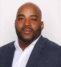 Donovan Diaz's Instagram, Twitter & Facebook