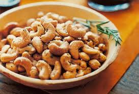 Kacang gajus adalah jenis kacang kegemaran ramai. Manfaat Gajus Untuk Kesihatan Suara Sarawak