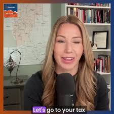 Cheryl Oates's Instagram, Twitter & Facebook