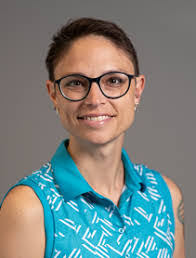 Kari Clifton's Instagram, Twitter & Facebook