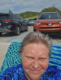 My three thankful things for today...1. Church. 2. Invited to UMW meeting.  3. Afternoon at the beach