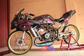 Check spelling or type a new query. Modifikasi Ninja Rr 2010 Cianjur Maksimalkan Gacoan Racing Dengan Airbrush Berkarakter Venom Motostylerz Berita Otomotif Masa Kini Dan Modifikasi Motor