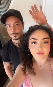 Lisa Mendivil's Instagram, Twitter & Facebook