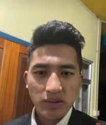 Mi an lar tak hluai vang a hmu tha chawp ta vel mai mai Hmeichhia hi engzat  tak awm ang maw 🤣😂 J lalrosiama pawh hian icon a tel hma hian intihsiakna