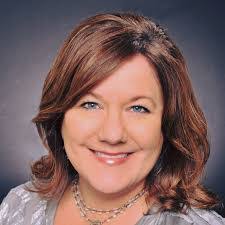 Julie Stickler's Instagram, Twitter & Facebook