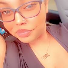 Are there places to paint pottery or do artsy themed dates around Jackson  TN?