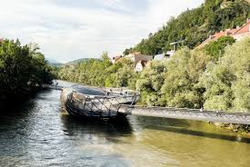 Doch dies ist nicht der einzige grund, weshalb es sich lohnt, den berg zu erklimmen! Graz Sehenswurdigkeiten Acht Tipps Reiseblog Anita Auf Reisen