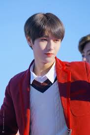 He is the main vocalist and the lead dancer of nct dream and nct u. 35 Renjun Ideas In 2021 Nct Dream Nct Huang Renjun