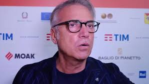Attaccata la politica massimo ghini con espressione seria (instagram) un vero e proprio dramma quello che sta vivendo massimo ghini, a causa della. Taobuk Massimo Ghini Vorrei Che I Miei Figli Realizzassero I Loro Sogni Gazzetta Del Sud