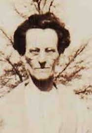 Flora Evans's Instagram, Twitter & Facebook