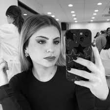 Mara Cuevas (@maracuevas_)