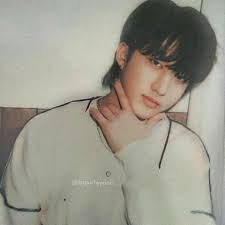 ChangBin y MinHo con mullet. ✨ . . . . . . . . . . . . . ©️ SSquishyjinn