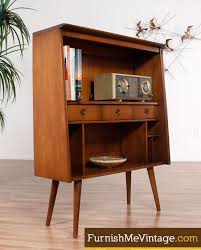 Vintage mid century modern wood console cabinet coaster set lindamontano. 64 Mid Century Modern Bars Bar Cabinets And Book Shelves Ideas Mid Century Modern Bar Mid Century Modern Mid Century Furniture