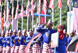 All credit goes to radio televisyen brunei sambutan hari kebangsaan kali ke 37 pada tahun ini diadakan seperti biasa cuma. Sambutan Hari Kebangsaan 2017 Meriah Penuh Semangat Patriotik Trdi News