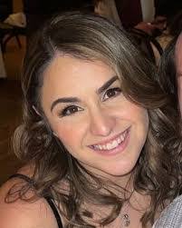 Jessica Cavan's Instagram, Twitter & Facebook