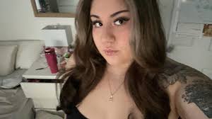 Yo what's up people! I'm Anthony I'm 32 i live in Florida. I'm pretty chill  and I stream occasionally. Super 420 friendly I'm pretty goofy. But yeah  I'm always looking to make