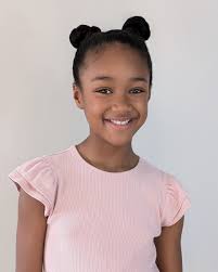 A Royal Queens Christmas (TV Movie 2021)