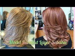 04.05.2017 · cara memotong rambut sendiri model layer bisa juga dilakukan dengan cara membuat rambut ombre ini sengaja didesain panjang, biasanya panjangnya bisa melebihi bahu. Inspirasi Hot 25 Model Rambut Layer Sebahu Youtube