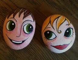 Tas Boyama Sanati Nasil Yapilir Emekce Com Taslar Boyali Kayalar Sanat