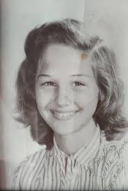 Hi, I lost My Mom and today its for 11months, and Somebody could help me to  change the background please