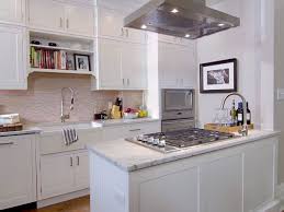 Wherever there's a kitchen in need, the kitchen cousins are there to make amazing renovations. Prime Video Kitchen Cousins Season 1