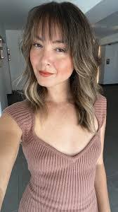 Anna Sachs's Instagram, Twitter & Facebook