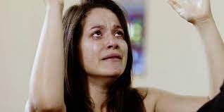 Mariposa De Barrio Temporada 1 Capitulo 61 Mariposa De Barrio Capitulo 61 Rosie Regresa Con Su Familia Y Recibe La Palabra De Dios
