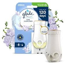 Air Wick Vs. Glade: Which Air Fresheners Are Better?