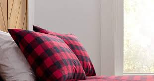 The best flannel sheets are soft, warm, and durable. 13 Best Flannel Sheet Sets 2019 The Strategist New York Magazine