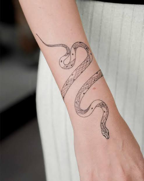 32 Beautiful Snake Tattoos Trending in 2026. Book Today.