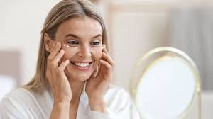 Kate Moss 'snubs King Charles and Queen Camilla's party despite begging for  invite back'